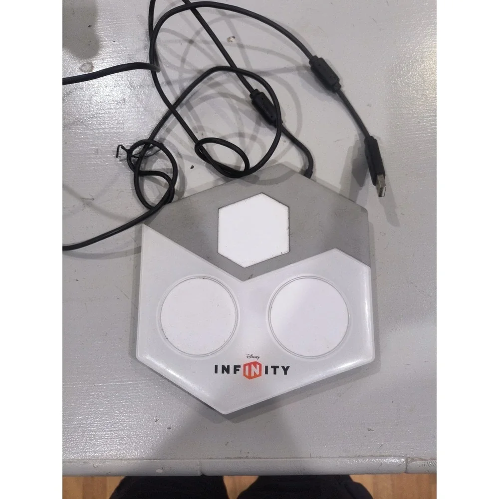 Disney Infinity Portal Base Pad for Xbox 360 Model # INF-8032385 Video Game